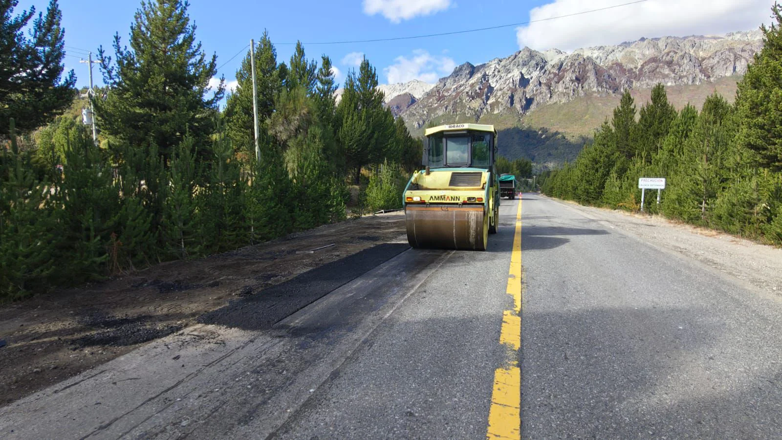 Avanzan obras de conservación en la Ruta 40 entre El Foyel y Mascardi