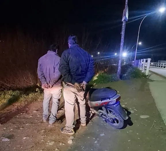 detenidos moto 2