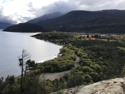 parque nacional lago puelo