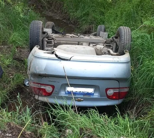 vuelco camino nogales 2