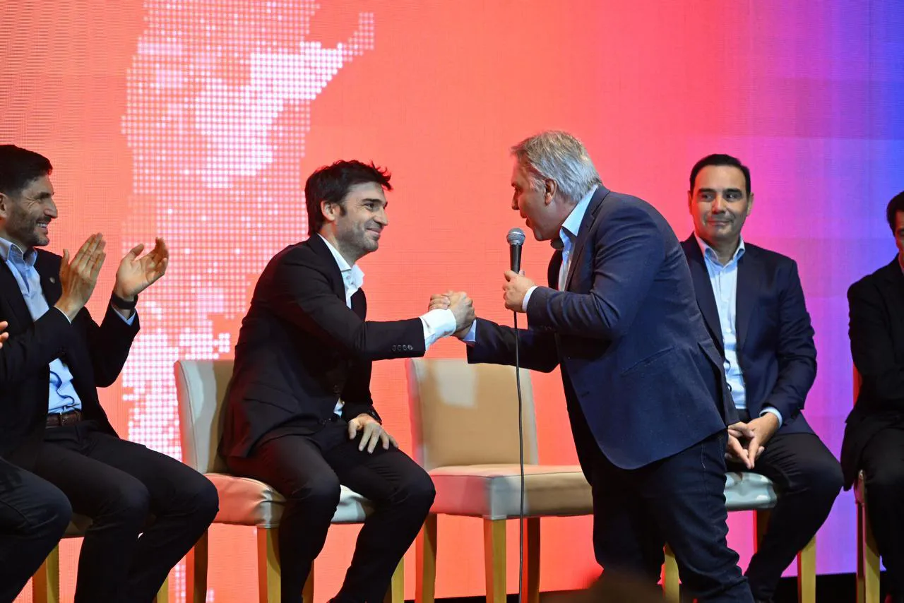 gobernadores chubut 2