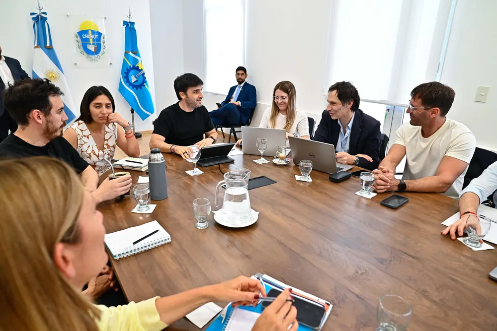 torres nuevo gabinete 2