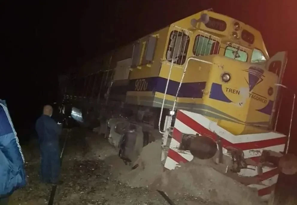 fb8b1c04-5e90-49a4-9f6b-ff8acfb2c62b