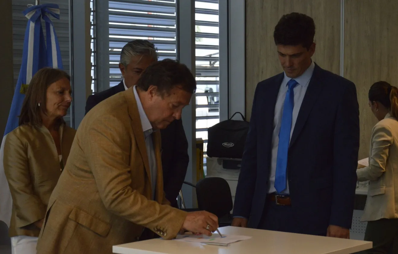 1766440907_09391163f1415dbd96e7