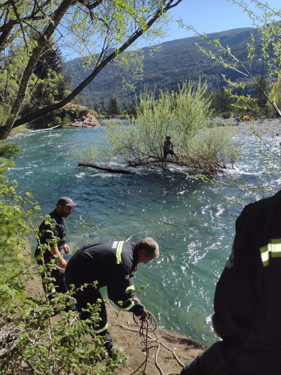 rescate rio azul oct