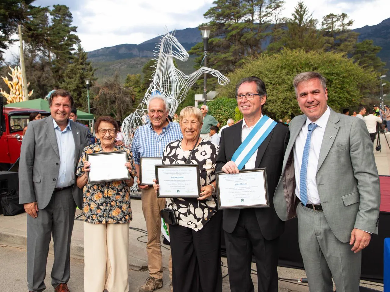 e25167a2-3867-4d58-965b-ecf6be43bcd1