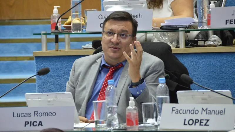 legislador pica