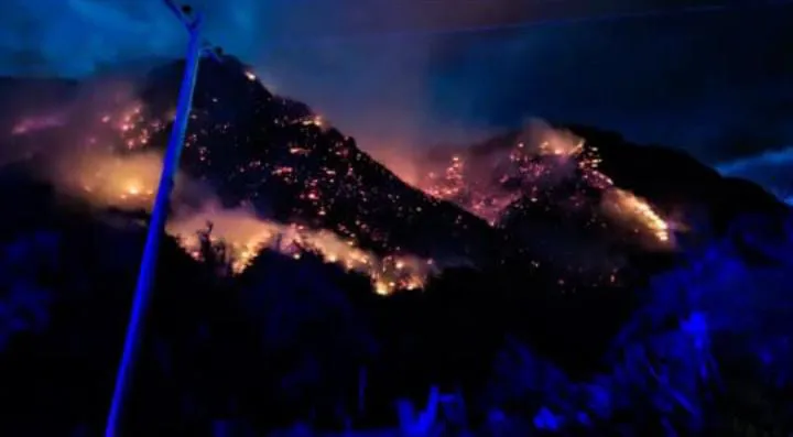 incendio epu noche 2