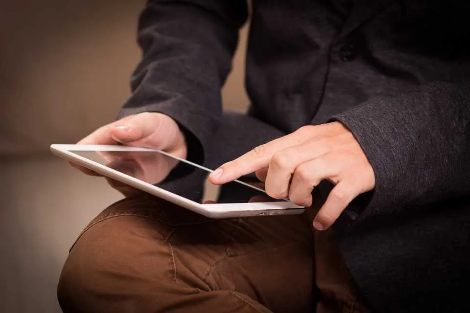 tablet-1075790_1280
