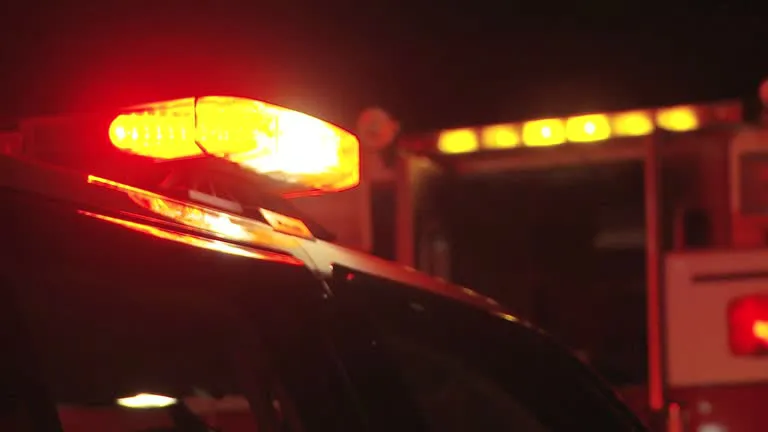 sirena bomberos noche