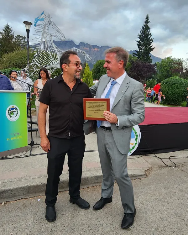 4046e180-d0b6-4828-bcf7-b07d751dbf15