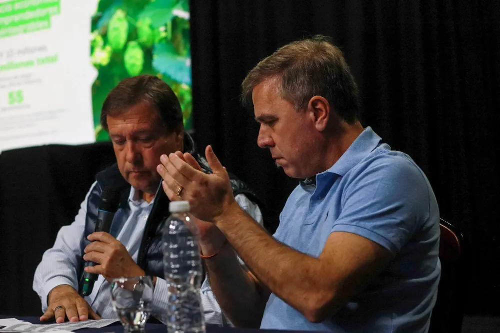 weretilneck pogliano feb 2