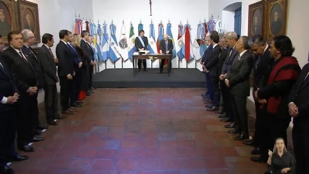 pacto de mayo 1