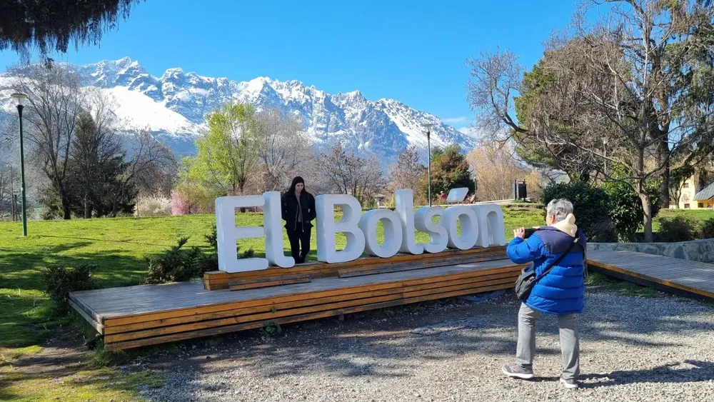 cartel el bolson