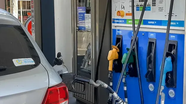 aumento-combustibles-las-naftas-y-el-gasoil-subiran-un-3-agosto