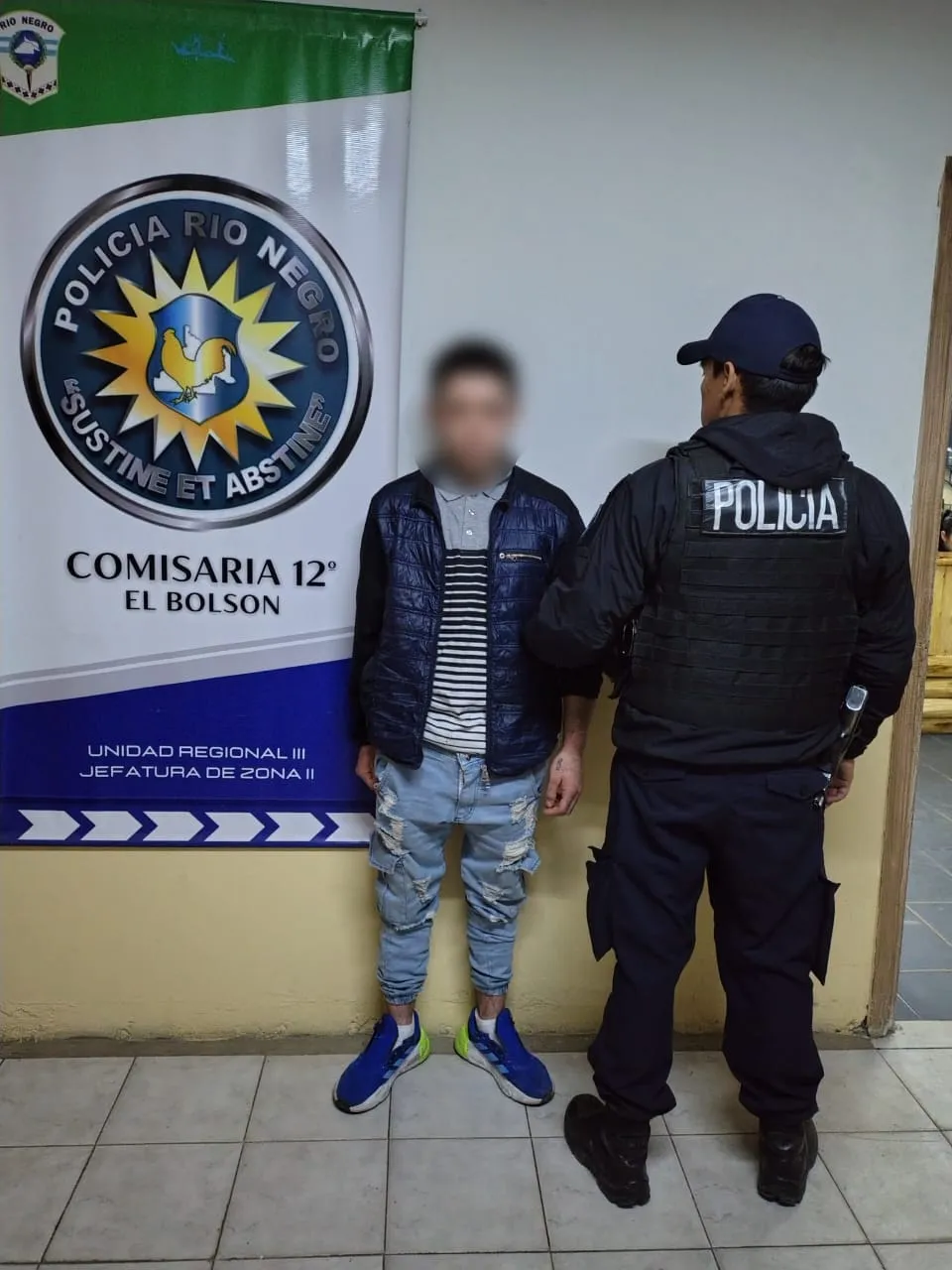 detenido prof 1