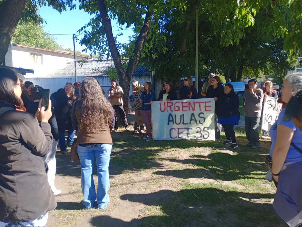 2eb161c6-52c6-4275-abaa-935f7b865484