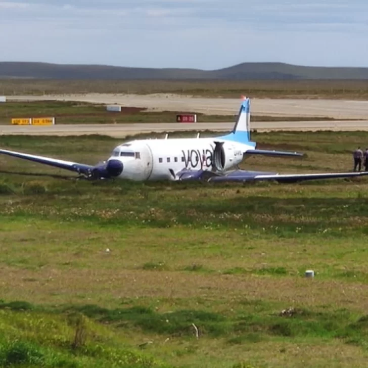 un-avion-despisto-en-el-aeropuerto-de-rio-grande-8934-728x728