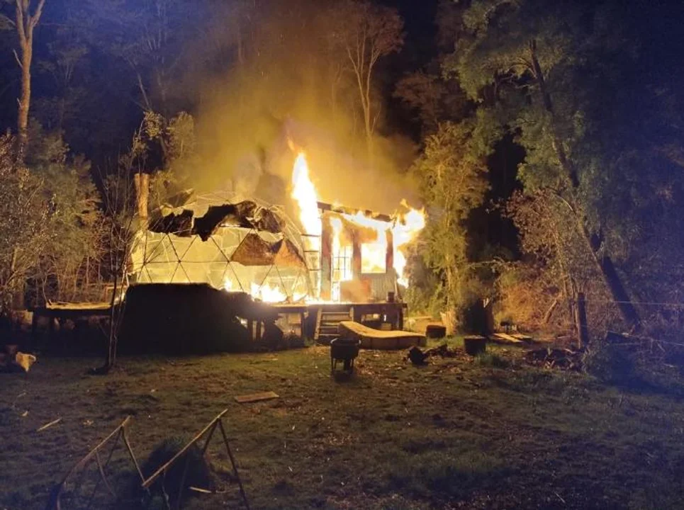 incendio lago puelo