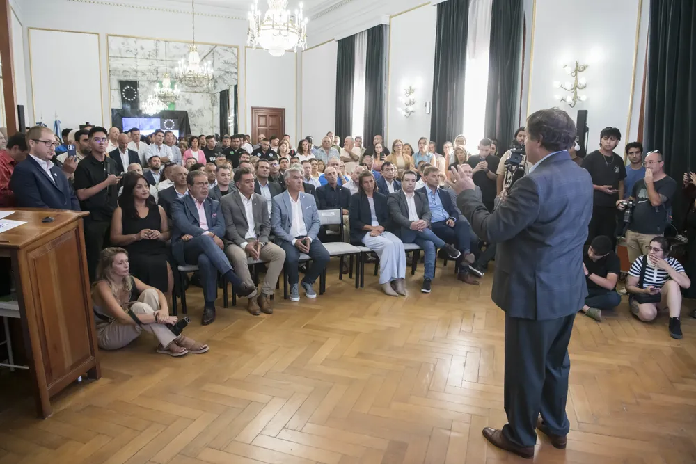 1770743140_f353ad91d4295e2ff7d4