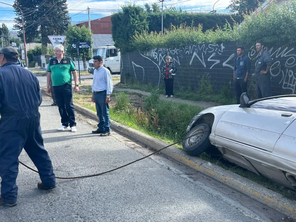 walter cortes vehiculo zanja