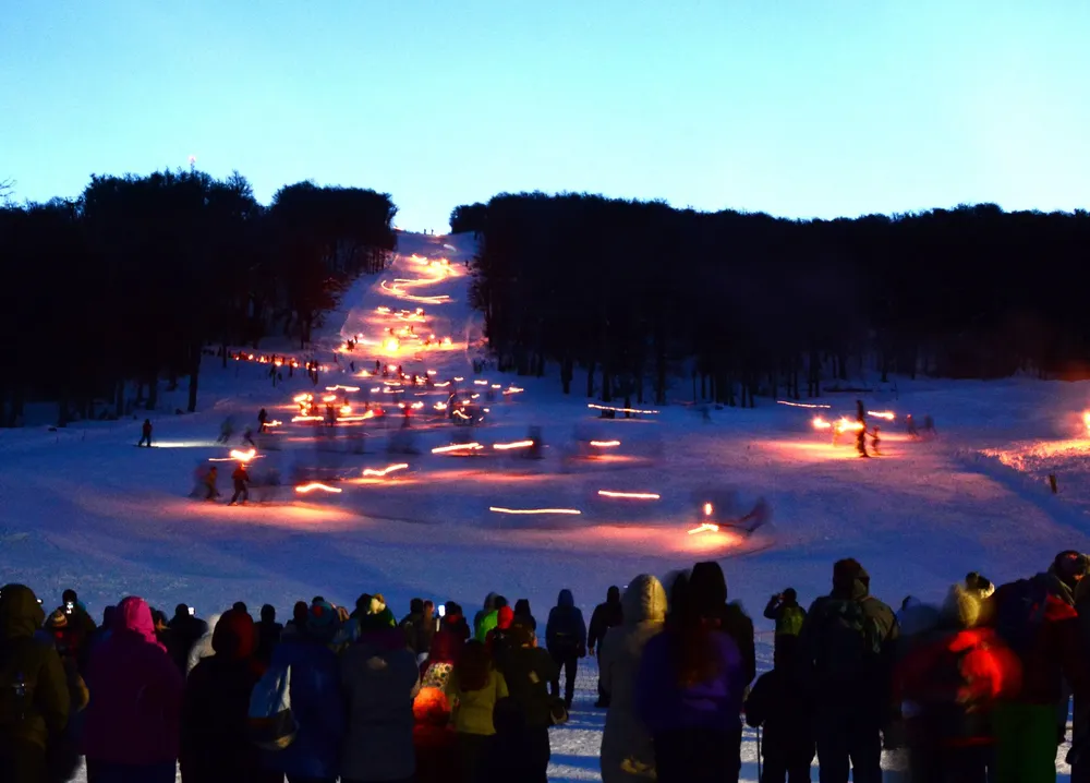 Bajada de antorchas 2019 C. P. M 2