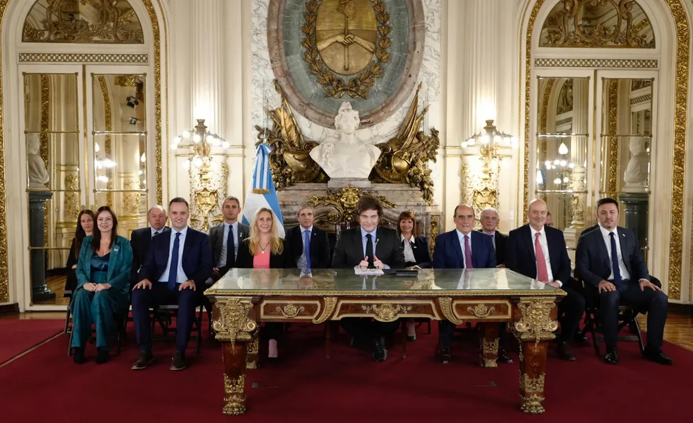 cadenacional1-cropped