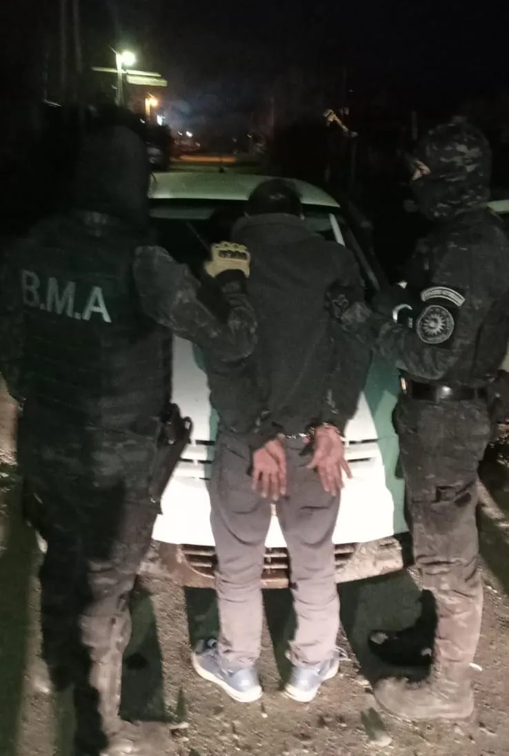 el-bolson-detenido