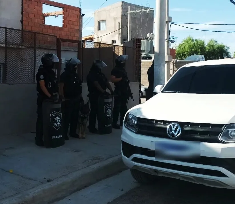 3dc85b50-ad3f-4f00-9036-21e76d5f1700